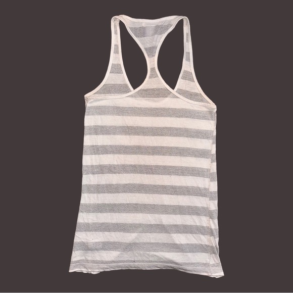 Kirra Tank - Picture 2 of 2